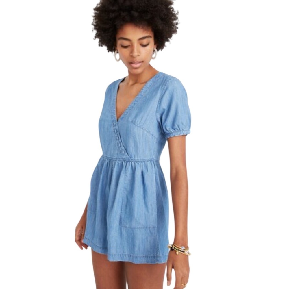 Madewell Denim Jean Button Wrap Romper Short Sleeve V Neck Blue Size 4 EUC - Picture 2 of 9